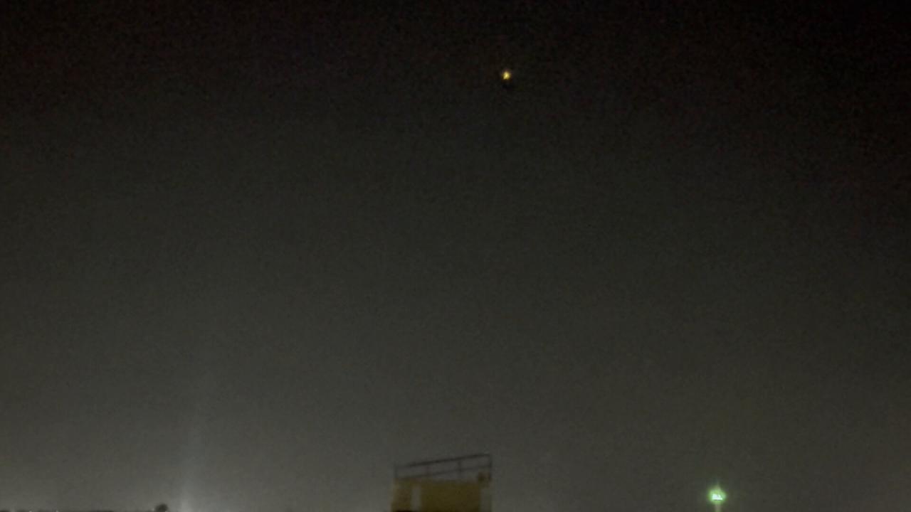 Video thumbnail for Syria: Iranian missiles crossing Syrian skies toward Israel.