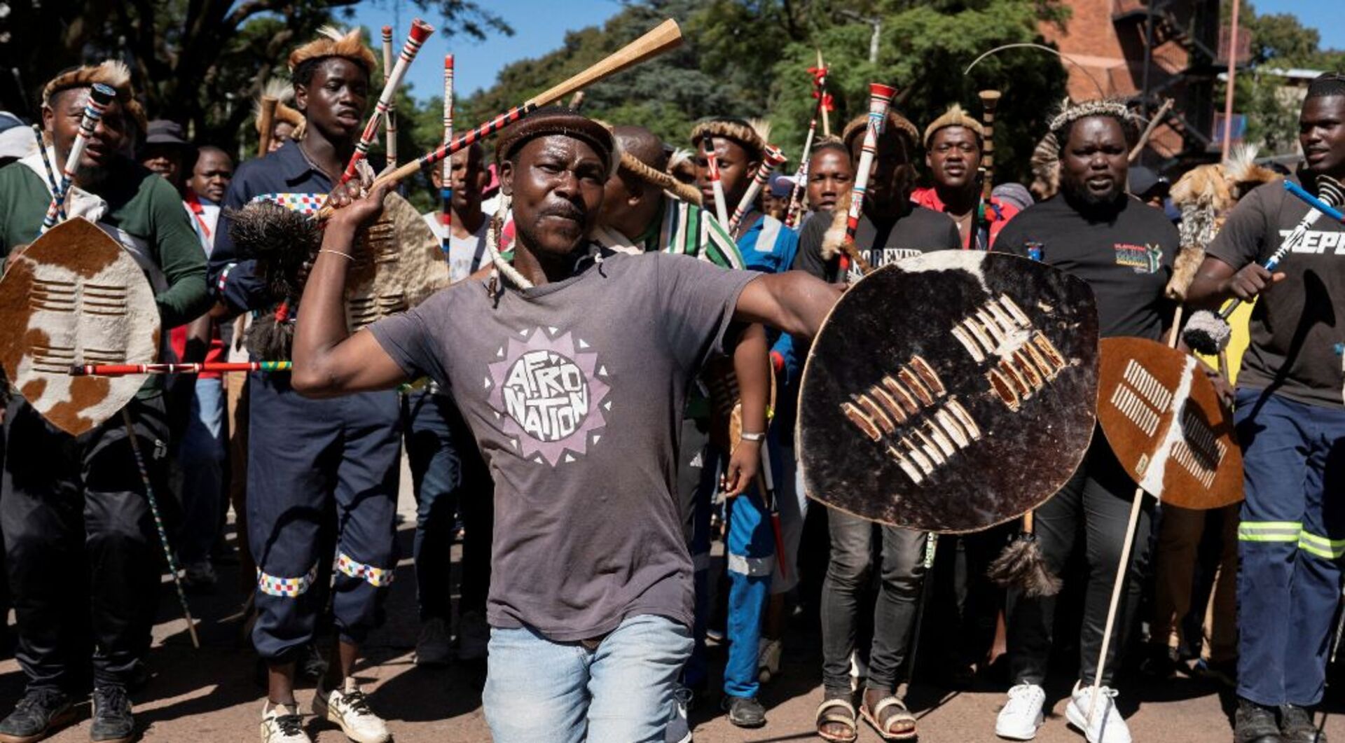 Video thumbnail for South Africa faces unrest as residents demand jobs and migrants feel unsafe