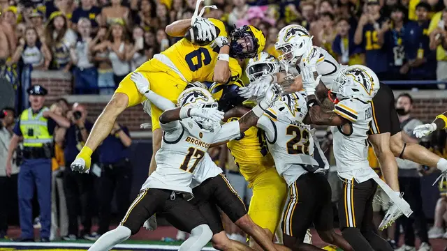 Video thumbnail for Western Michigan Nearly Upsets Michigan in Season Opener