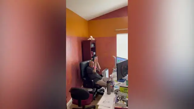 Video thumbnail for Dad Can't Believe His Eyes As Daughter He Hasn't Seen In 18 Months Walks Through Door | Happily TV