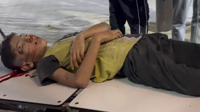 Video thumbnail for Bodies Arrive At Gaza Hospital.