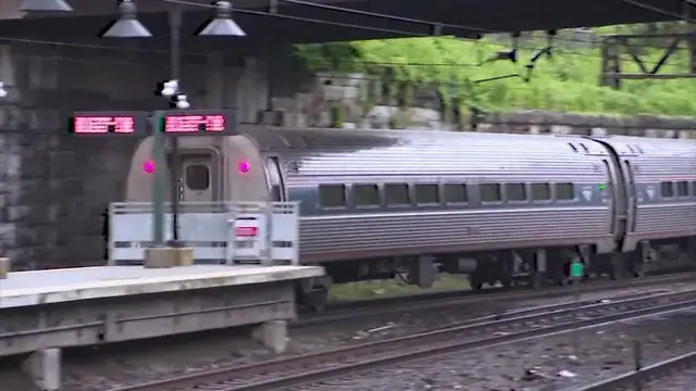 Video thumbnail for Keep in mind these travel tips for the Fourth of July weekend