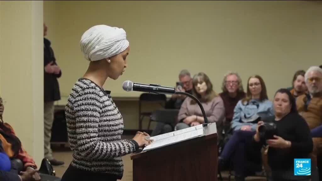 Video thumbnail for Minnesota Democrat representative attacked despite Trump vowing to "de-escalate"