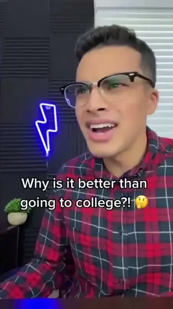 Video thumbnail for apple crider: trade school vs college: which is best?