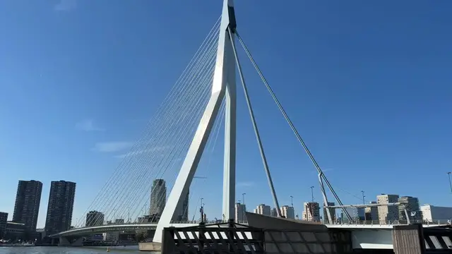 Video thumbnail for Caribbean Netherlands: Heatwave grips Netherlands as temperatures reach up to 38C.