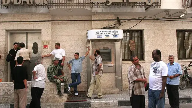 'Video thumbnail for Gaza: Cash crisis persists despite bank reopening'