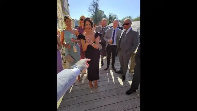 Video thumbnail for Unbelievable Close Up Magic Reactions at a Sunny Wedding