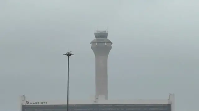 Video thumbnail for Flight chaos continues at Newark Airport