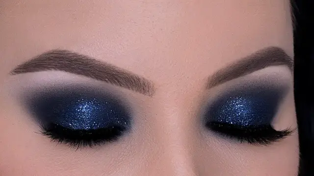Video thumbnail for Navy Smokey Eyes Tutorial | Glitter Smokey Eye Look