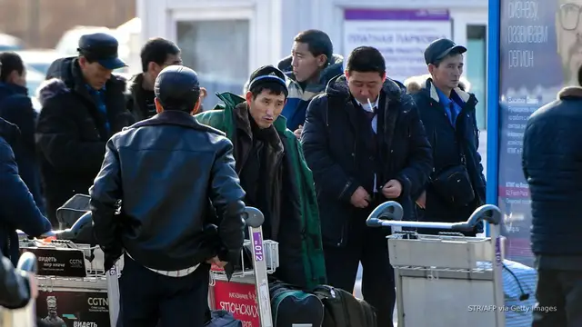 'Video thumbnail for South Korea says Russia importing tens of thousands of North Korean workers'
