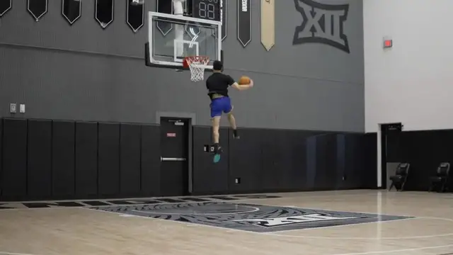 Video thumbnail for UCF Basketball Training: Dunk Session & 360 East Bay Highlights