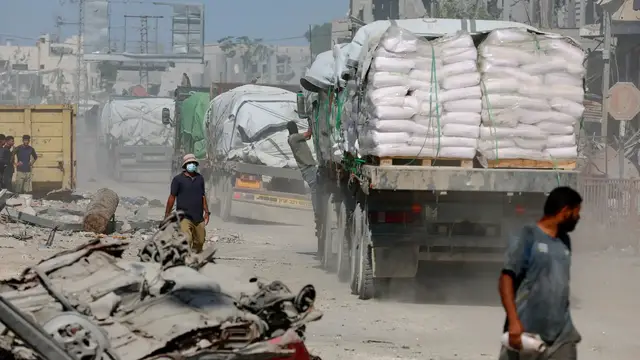 'Video thumbnail for Palestinians in desperate need of aid: Agencies demand massive supply scale-up'