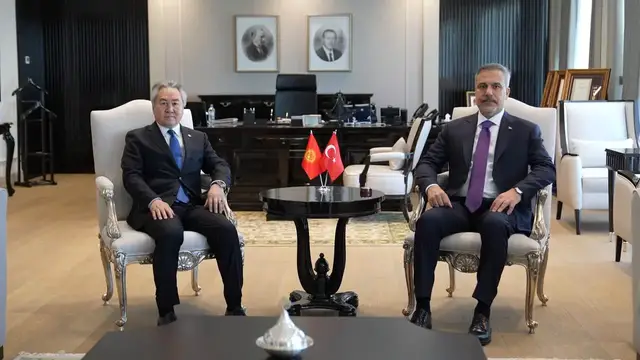 Video thumbnail for Türkiye: Turkish top diplomat meets Kyrgyz counterpart in Ankara.