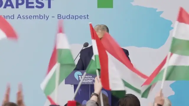 Video thumbnail for Watch the video: Pole and Hungarian, brothers be?