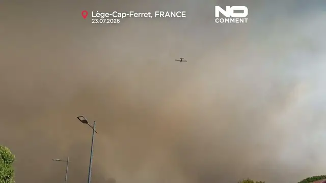 Video thumbnail for France: Massive blaze engulfs Cap Ferret forests as thousands evacuated