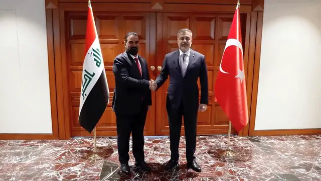 Video thumbnail for Türkiye: Turkish Foreign Minister Hakan Fidan meets with Iraqi Parliament Speaker in Ankara.