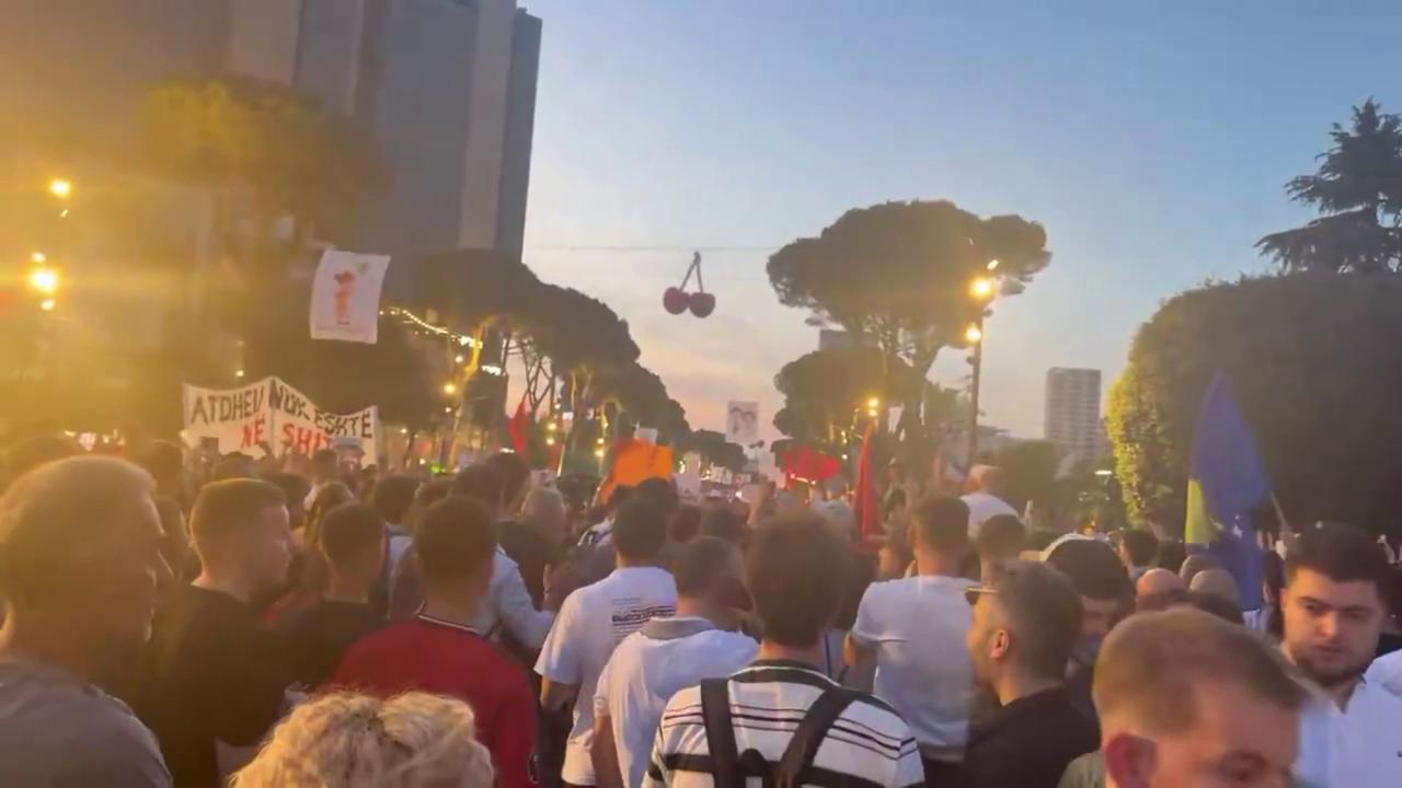 Video thumbnail for Albania: Mass Protest Erupts In Tirana Over Kushner And Trump-Linked Island Project.