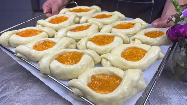 'Video thumbnail for I couldn't stop eating when I made these scones! Much tastier than croissants!'