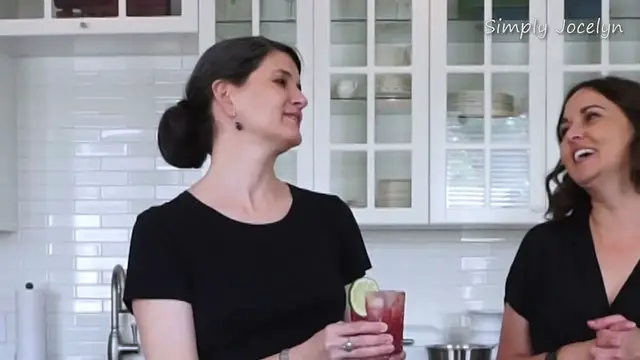 Video thumbnail for How to Make a Cape Cod & Madras Cocktials