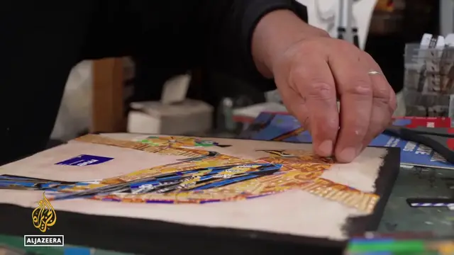 Video thumbnail for End of an Era: New York City Retires the MetroCard After 25 Years