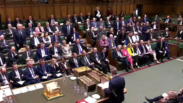 Video thumbnail for WATCH: Rupert Lowe questions Sir Keir Starmer on reintroducing the death penalty