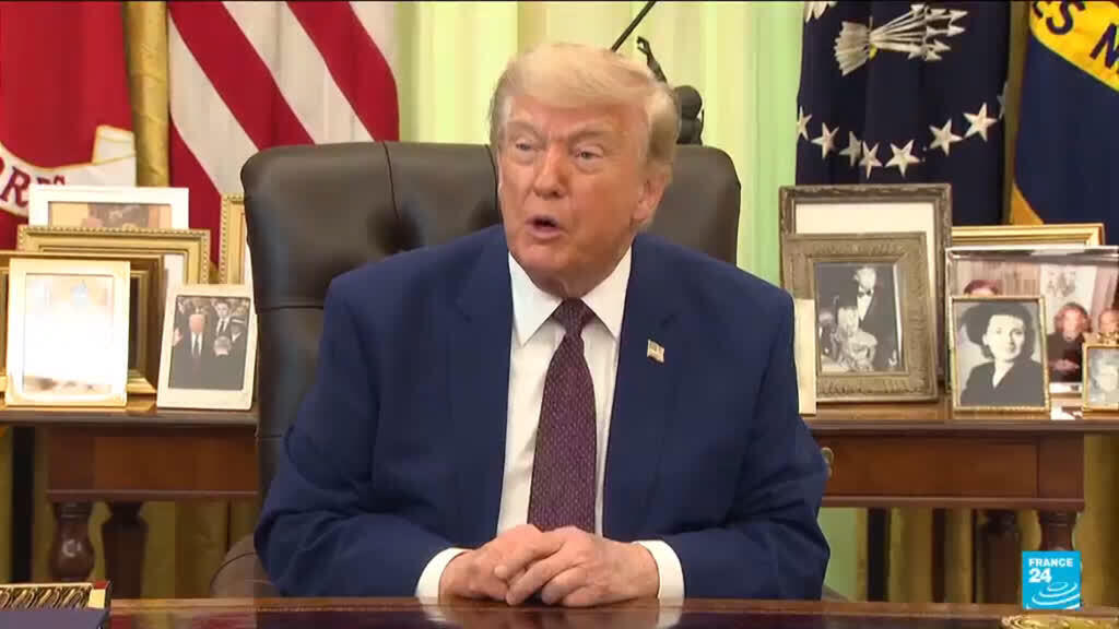 Video thumbnail for Trump slams 'unpatriotic' US House vote to end Iran war