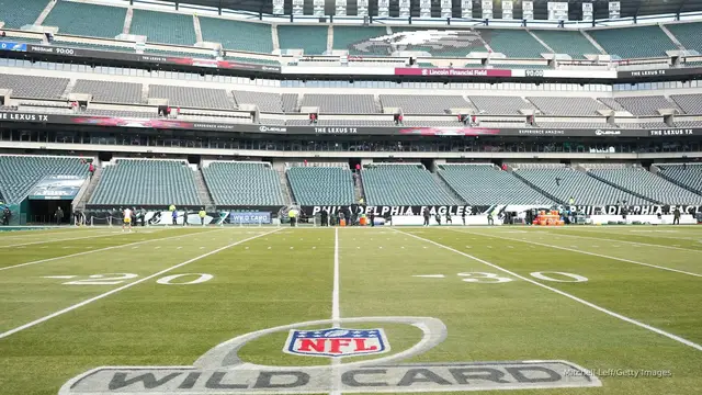 'Video thumbnail for Philly fans outraged over ‘extortionate’ concession prices at Eagles' stadium'
