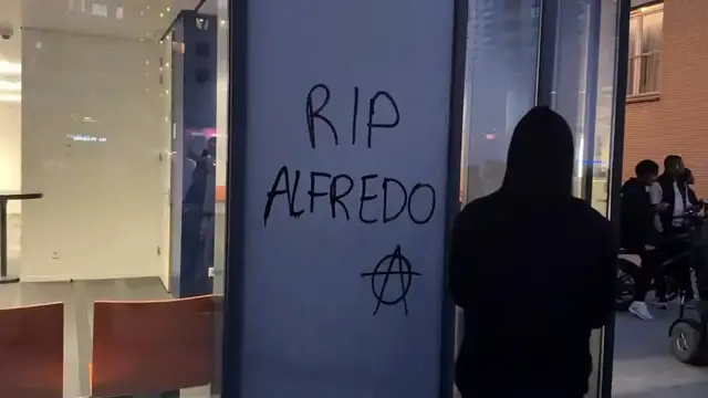 Video thumbnail for Suspected bicycle thief dies during arrest in Netherlands