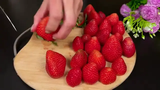 'Video thumbnail for Peach Mousse Dessert in 5 Minutes – Best No-Bake Fall Treat!'
