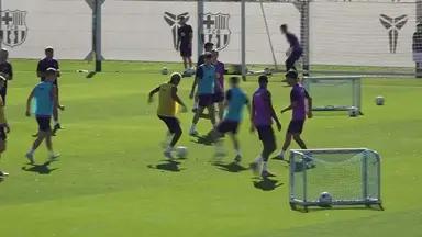 'Video thumbnail for Barcelona prepare for trip to Rayo Vallecano in La Liga'