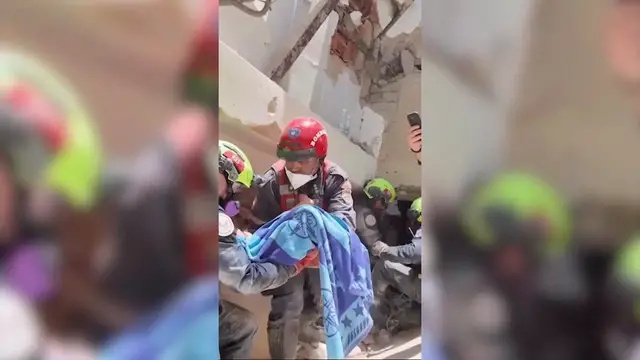 Video thumbnail for Venezuela: Baby rescued from Venezuela earthquake rubble.