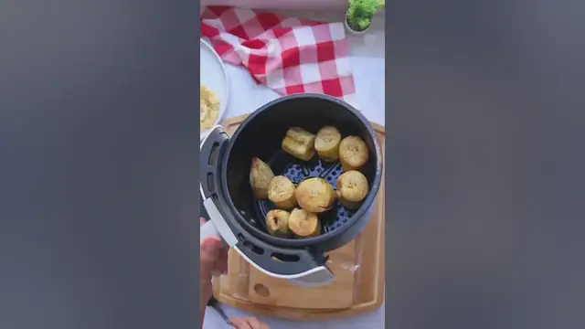 Video thumbnail for Tostones! Patacones sin freír y súper crujientes