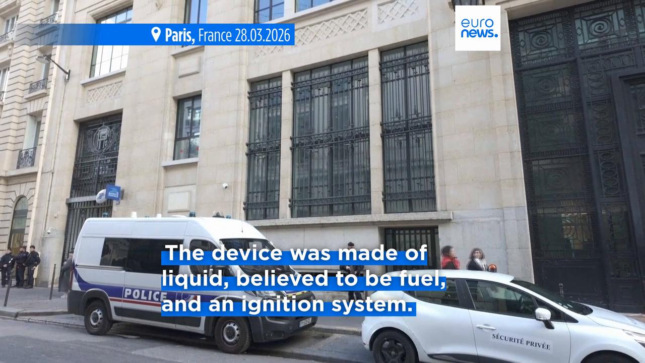 Video thumbnail for French authorities foil bomb attack outside Bank of America branch in Paris
