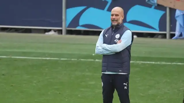 'Video thumbnail for Extra shots of Man City open training session ahead of new season'