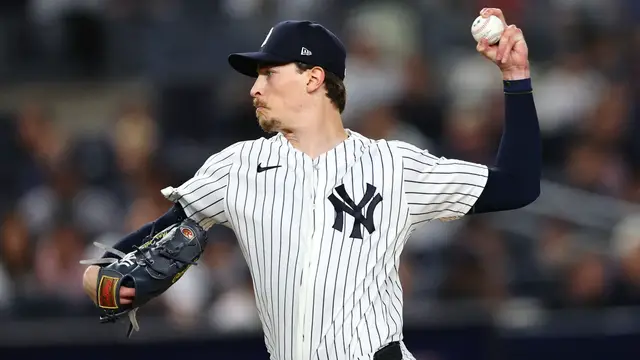 Video thumbnail for Historic Four MLB Playoff Games in One Day: Spotlight on Yankees