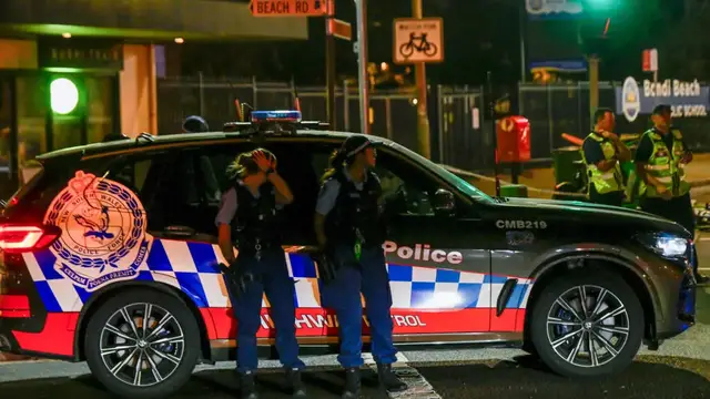 Video thumbnail for Bondi Beach shooters clearly motivated by extremist ideology according to PM