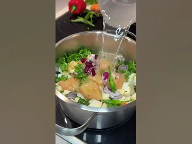 Video thumbnail for Einfache, gesunde Suppe 🍲😍😋🔥-