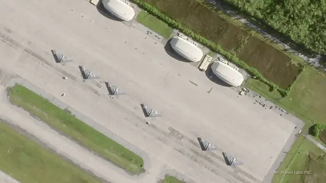 Video thumbnail for US sends largest stealth bomber force to Indian Ocean base