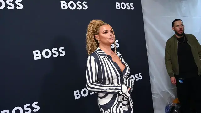Video thumbnail for NY: Sports Illustrated Beyond the Pitch New York - Arrivals 5.