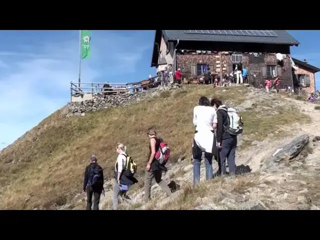 'Video thumbnail for Wandern in Tirol - Kellerjochhütte'