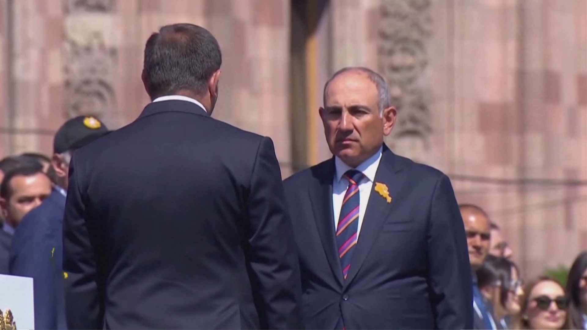 Video thumbnail for Incumbent Pashinyan claims victory in crucial Armenia parliamentary elections
