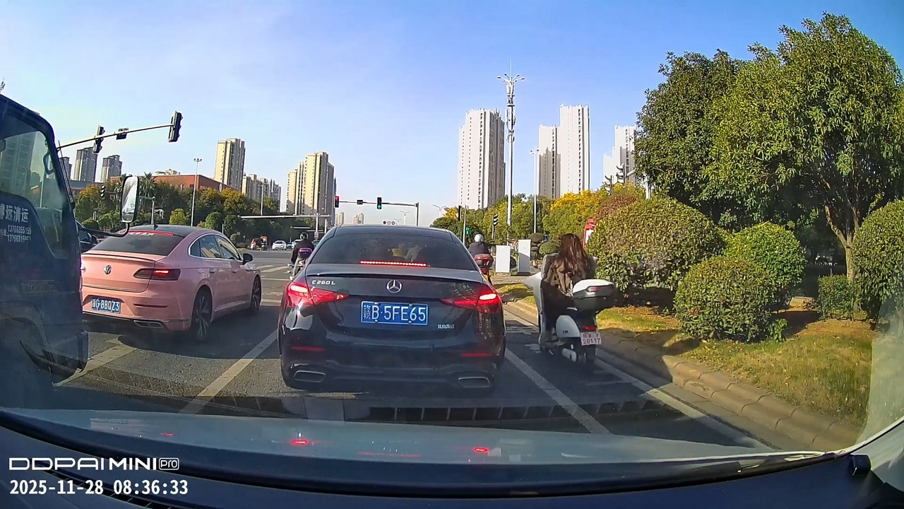 Video thumbnail for Motorcyclist Crashes After Collision at Jiangxi Intersection