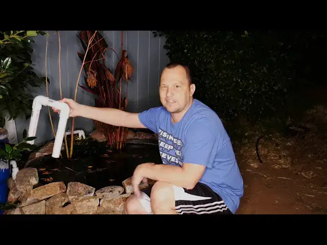 Video thumbnail for Unboxing the Hygger925GPH Submersible Water Pump and using it in Trough Pond