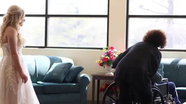 Video thumbnail for 87-Year-Old Grandpa's Emotional First Look With Bride-To-Be Granddaughter | Happily TV