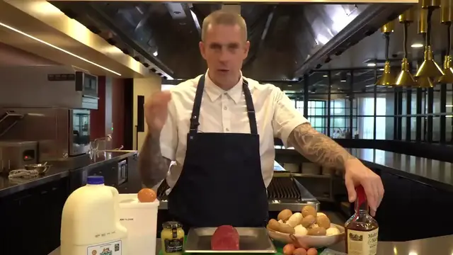 Video thumbnail for This Is How You Cook The Perfect Beef Wellington(720P HD)