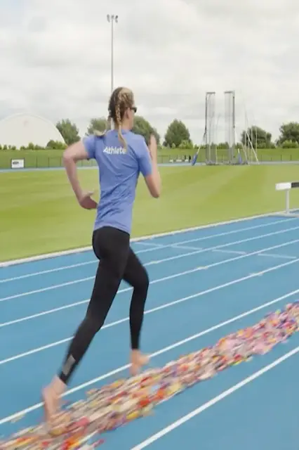 'Video thumbnail for Fastest 100m walking barefoot on LEGO - 24.75 seconds by Gabrielle Wall'