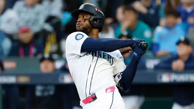 'Video thumbnail for Victor Robles 2025 MLB Highlights!'