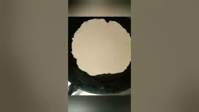 'Video thumbnail for 😘जब भूख सताए😩तब झटपट बनाए😘मूली का पराठा😋'