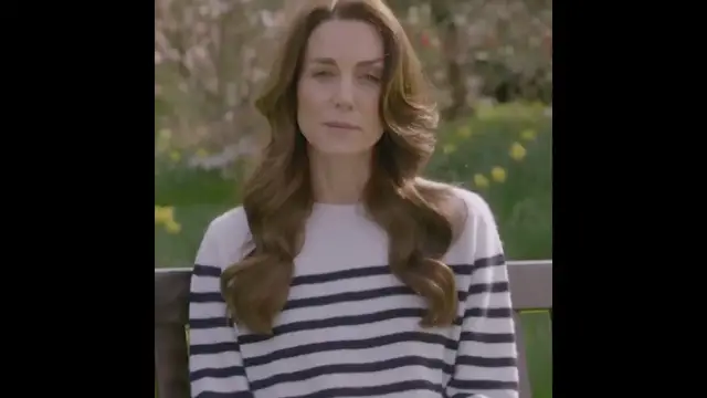 Video thumbnail for Top 10 Facts We Now Know About #KateMiddleton's Cancer Diagnosis