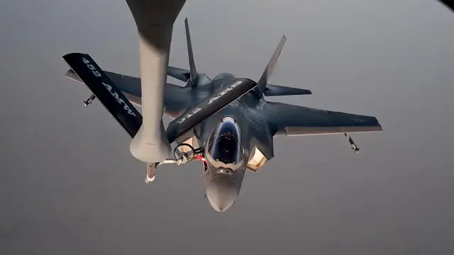 Video thumbnail for Saudi Arabia: KC-135 Tanker Refuels F-35C Fighter Jets During Air Force Mission.